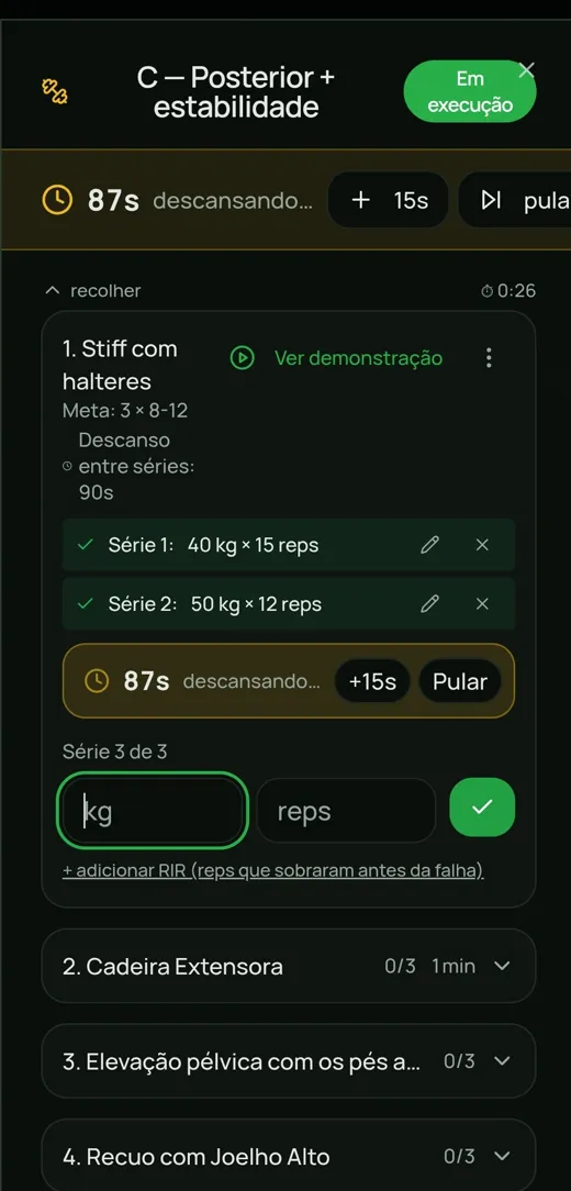 Treino do dia com séries, repetições e carga